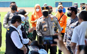 Forkompimda Jatim Cek Serbuan Vaksinasi di Stadion Gajayana Malang