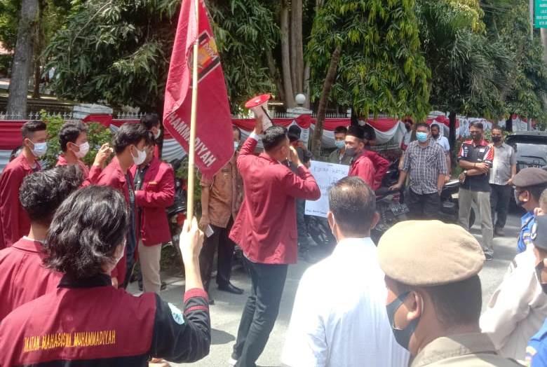 Gubsu Edy Kunker di Asahan Disambut Demo IMM, Protes Sistim Pendidikan di Masa COVID