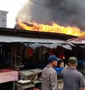 180 Unit Kios dan 5 Ruko di Pasar Lama Perbaungan Hangus Terbakar, Kerugian Mencapai 1 Milyar