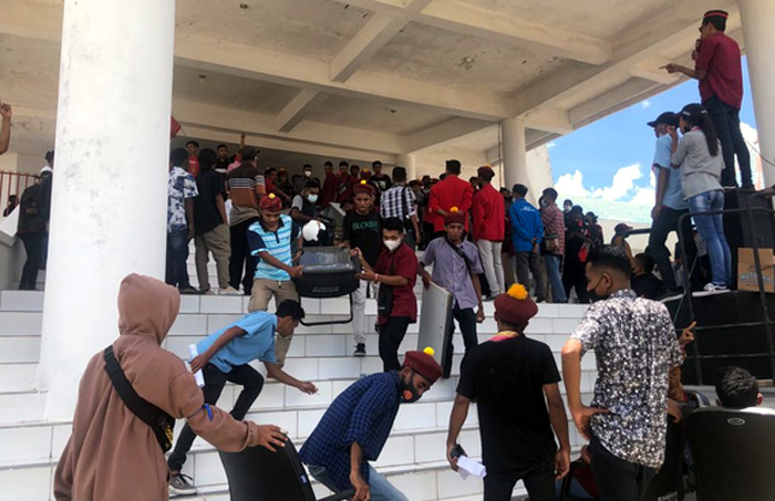 Kapolres Timor Tengah Utara : Tidak Benar Polisi Bertindak Anarkis Saat PAM Demo