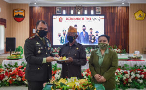 Forkopimda Tabagsel Ikuti Upacara HUT ke-76 TNI