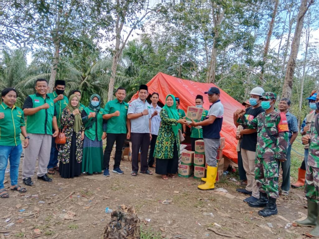 DPC PPP Sergai Salurkan Bantuan ke Korban Banjir di 2 Kecamatan