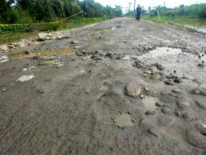 Akses Jalan Provinsi Belidaan -Dolok Masihul Rusak