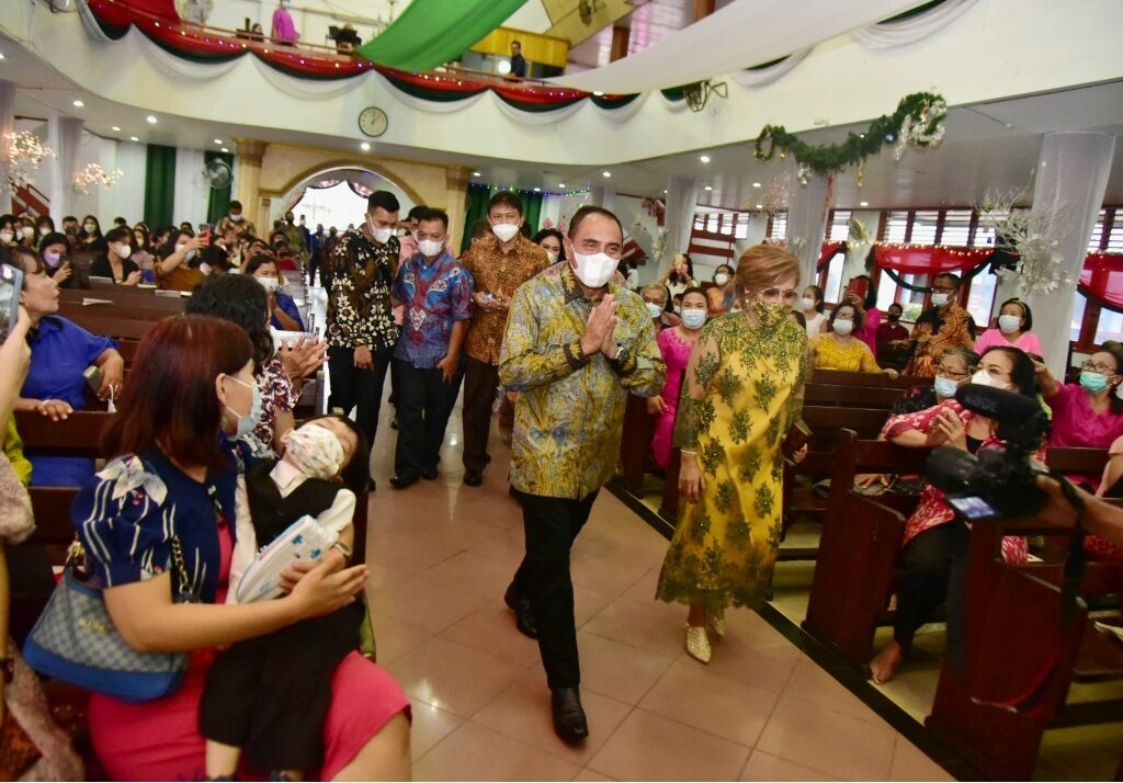 Ini Pesan Gubsu Saat Menghadiri Pelantikan Ika NHKBP Sidorame Medan