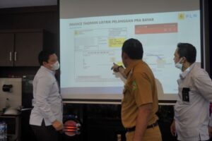 PLN Didesak Transparan Soal Data Pelanggan di Medan