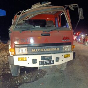 Mobil Damkar di Batu Bara Kejar Kebakaran Malah Kecelakaan, Seorang Petugas Tewas