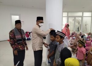 PHBI Dinkes Serdang Bedagai Santuni Anak Yatim dan Dhuafa di Masjid Agung Sei Rampah