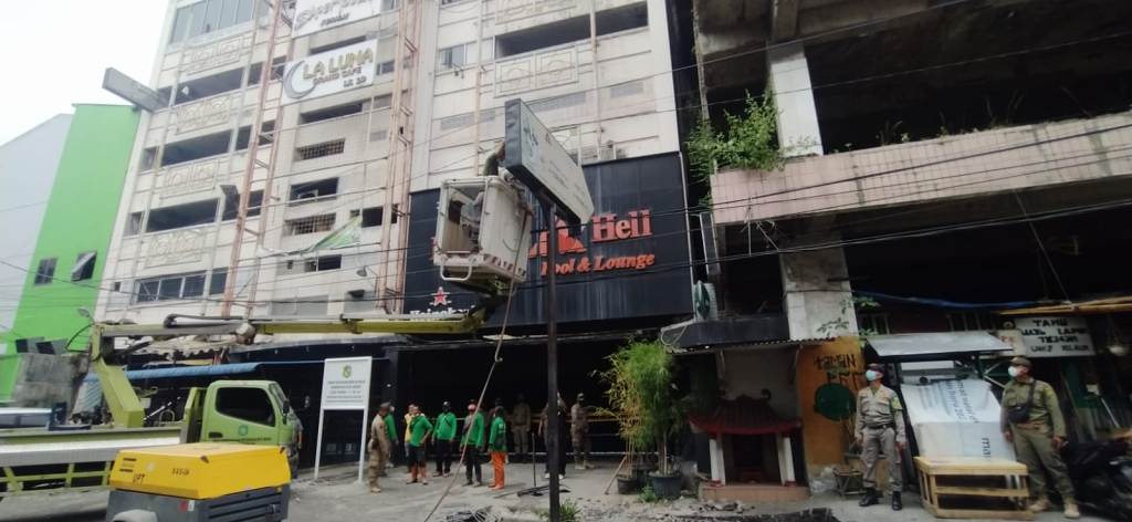 Pemko Medan Ambil Alih Aset Daerah Eks Gedung Parkir Perisai Plaza