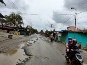 Ruas Jalan Provinsi di Sumut Rusak Parah