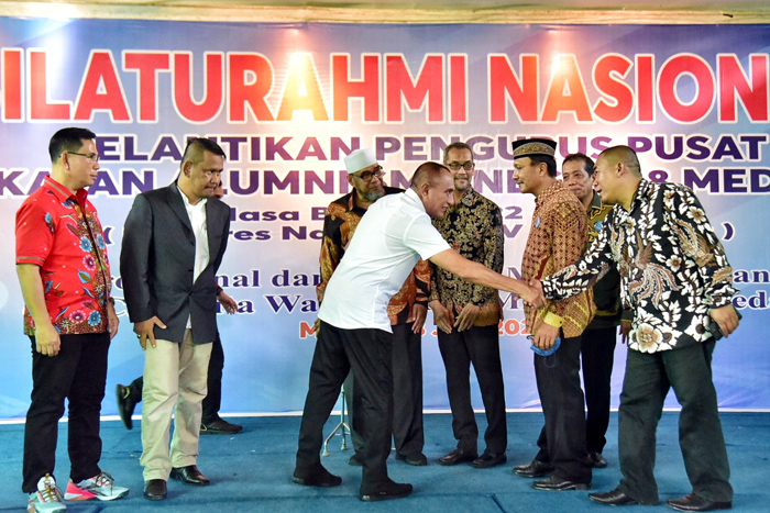 Gubernur Edy Rahmayadi Hadiri Pelantikan  Pengurus Pusat Ikatan Alumni SMAN 8 Medan