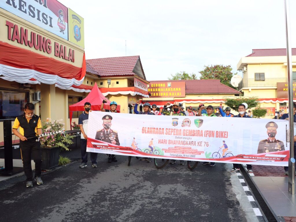 Polres Tanjungbalai Gelar Olah Raga Bersama dan Fun Bike Sambut HUT Bhayangkara