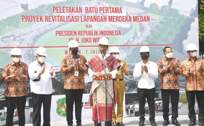 Presiden Jokowi Letakkan Batu Pertama Revitalisasi Lapangan Merdeka
