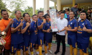 Wakil Bupati Serdang Bedagai Tutup Turnamen Sepak Bola Piala Beringin Jaya, Old Creak U-35 tahun 2022