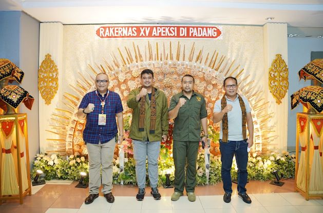 Bobby Nasution Bawa Semangat Kolaborasi Hadiri Rakernas ke XV Apeksi di Padang