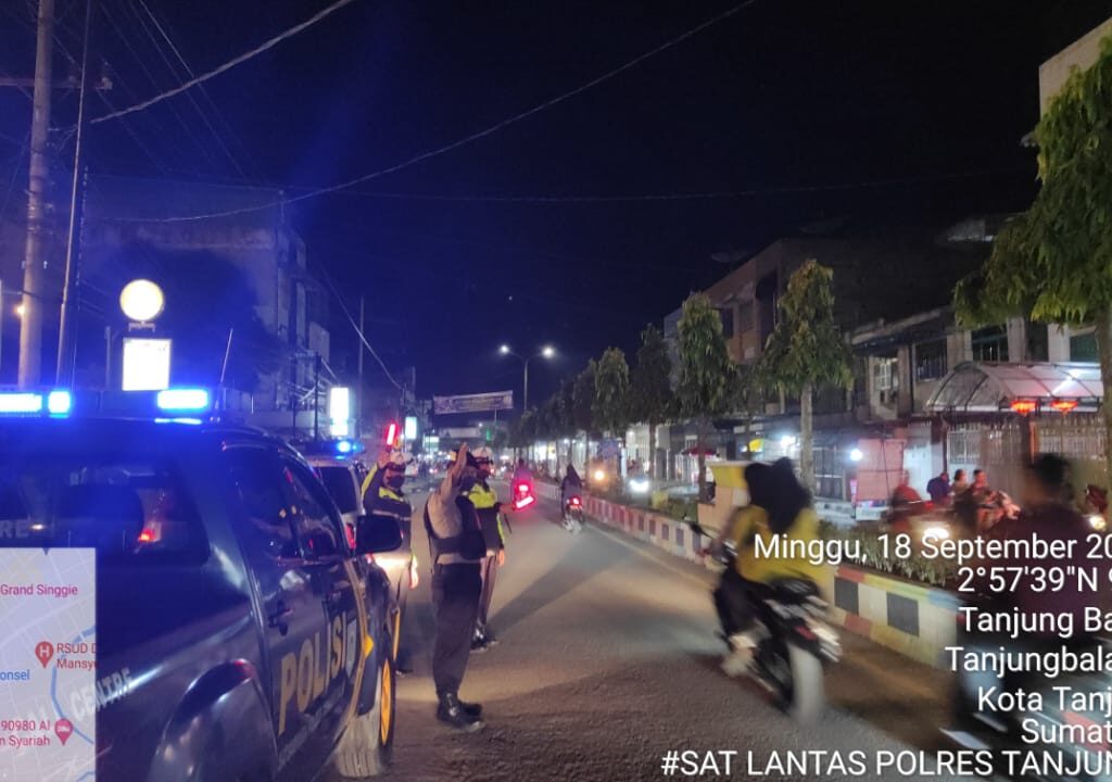 Patroli Blue Light Satlantas Polres Tanjungbalai Awasi Titik Rawan Lakalantas