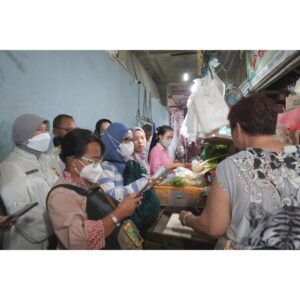 Jaga Stok Pangan, Tim Badan Pangan Nasional dan Dinas Ketapang Kota Medan Monitoring ke Sejumlah Pasar
