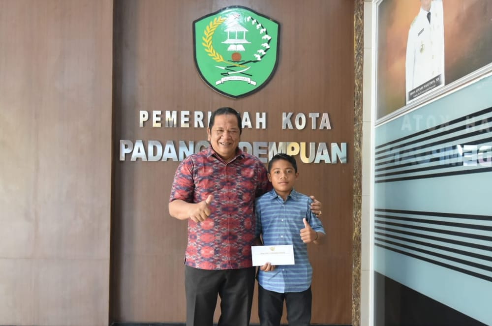 Walikota Irsan Berangkatkan Aldo Menuju Persib Bandung