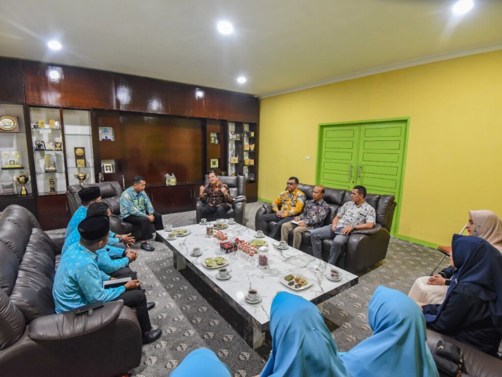 Walikota Padangsidimpuan Terima Audiensi Ketua YPUB BUNAYYA