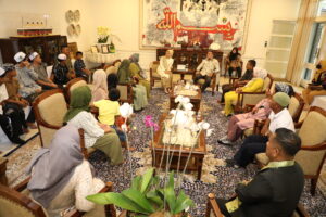 Wagubsu Ijeck Minta Alumni Ikut Membesarkan Ponpes Musthafawiyah