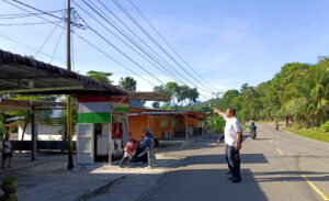 Atas Laporan Masyarakat, PLN Segera Turun dan Tinjau Tiang Listrik di Desa Binaka