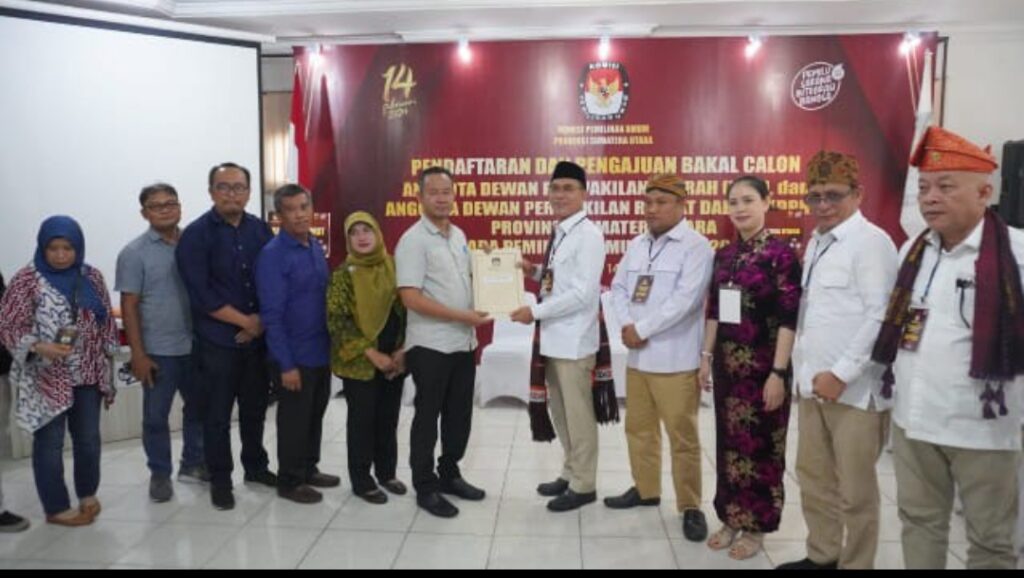 Berkas Gerindra Sumatera Utara Lengkap dan Tepat, Teriakan “Prabowo Presiden” Bergema di KPU Sumut