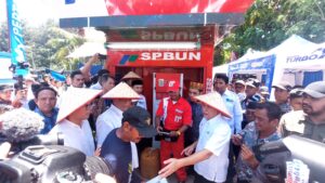 Menteri Koperasi dan UKM Bersama Pertamina Wujudkan Program Solusi BBM Nelayan di Aceh Besar