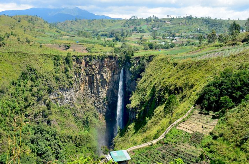 Taman dan Objek Wisata Alam yang Ada di Sumatera Utara