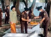 Mei Abeto Harahap Pimpin Ziarah dan Tabur Bunga ke Taman Makam Pahlawan Pangkalan Brandan