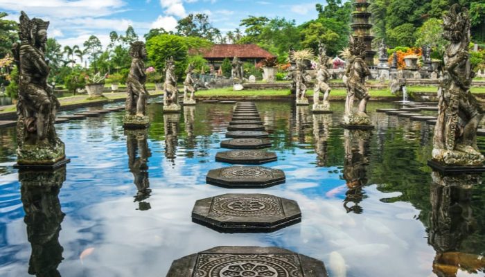 Tempat Wisata di Karangasem Bali, Nikmati Pesona Alam dan Keajaiban Pura