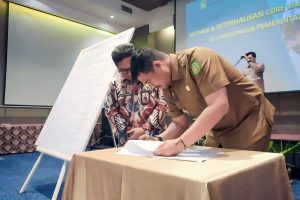63 Pejabat Pemko Medan Tandatangani Komitmen Pelaksanaan Budaya Kerja ASN Ber-Akhlak