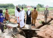 Gus Muwafiq Letakkan Batu Pertama Pembangunan Tahap II Pesantren Tahfidzul Quran Zakir Alwi Dolok Masihul