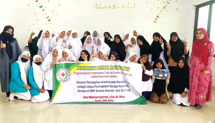 Dosen IKH Medan Beri Edukasi Tentang Remaja Sehat Bebas Anemia di SMP Amanah Deli Serdang