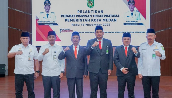 Endar Dilantik  Jadi Kepala Bapenda, Benny Sinomba Kadis Pendidikan dan Kebudayaan