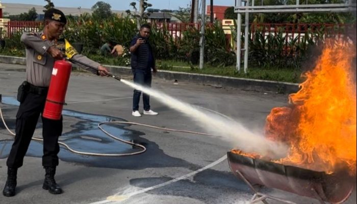 Perkuat Sinergi dengan Kepolisian, Pertamina Patra Niaga Laksanakan Pelatihan Penggunaan APAR