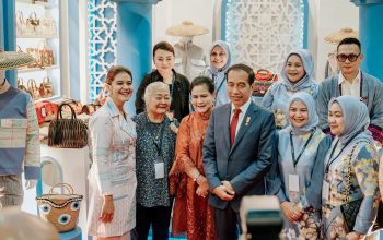 Presiden dan Ibu Negara Kunjungi Stand Dekranasda Kota Medan di INACRAFT 2024
