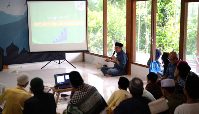 Asuransi Astra Berikan Literasi Keuangan Syariah Bagi Masyarakat dan Pelaku UMKM di Lombok Utara