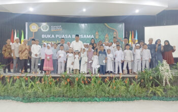 Keluarga Besar USM Indonesia Buka Puasa Bersama dan Santuni Anak Yatim Piatu