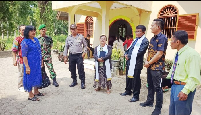 Sinergi TNI-Polri: Polsek Kotarih dan Koramil 17/KTR Kodim 0204/Deli Serdang Gelar Patroli Minggu Kasih di Gereja