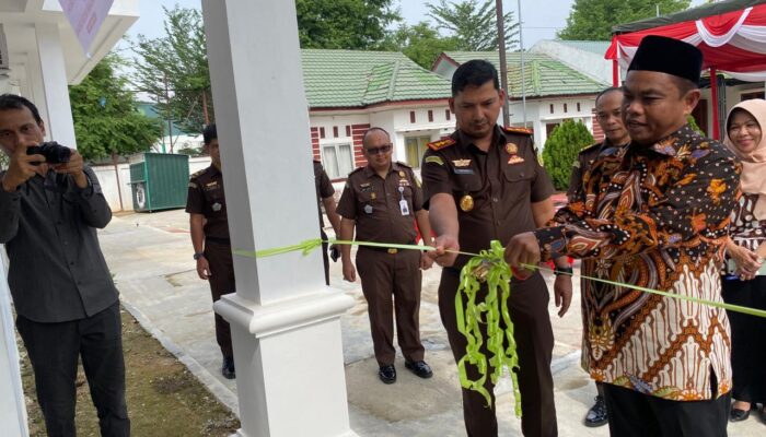 Bupati Sergai Resmikan Rumah Jabatan Eselon IV dan Mes Pegawai Kejari Sergai untuk Tingkatkan Kinerja dan Pelayanan