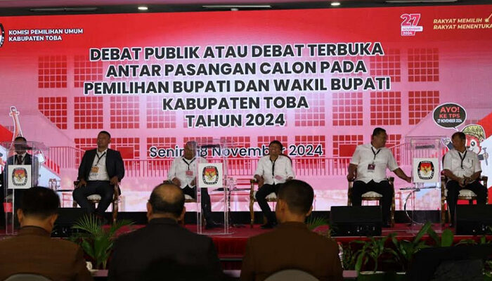 Debat Publik Pilbub Toba Berjalan Lancar, Pjs Bupati Toba Apresiasi KPUD dan Ketiga Paslon