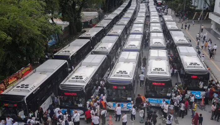 Iswar Tegaskan Bus Listrik Tidak Ada Yang Rusak, Besok Beroperasi  Kembali