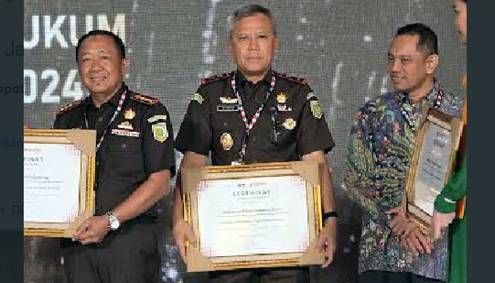 Kejati Sumut Terbaik I KPK Award 2024 Kategori Penyelesaian Penanganan Perkara Tipikor Tingkat Kejaksaan Tinggi se-Indonesia